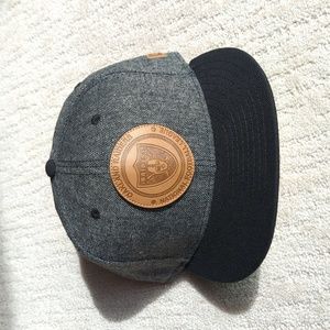 Vintage Tweed Raiders Fitted Cap